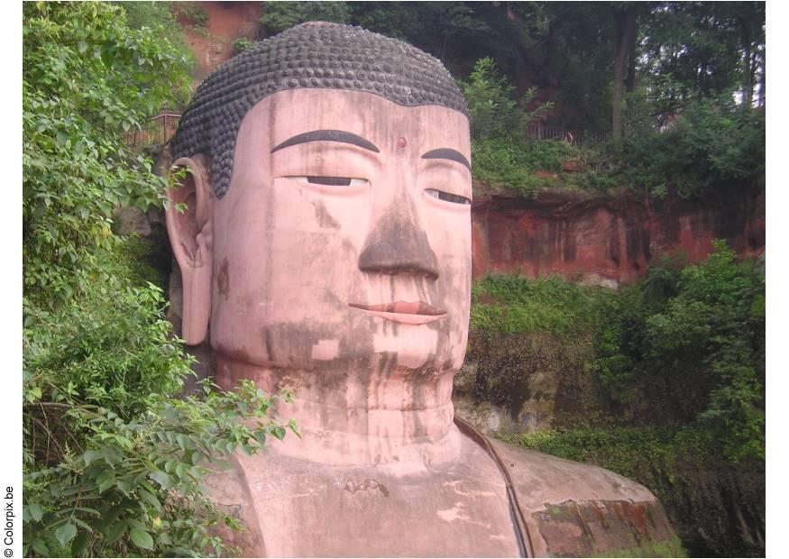 Foto boedha leshan