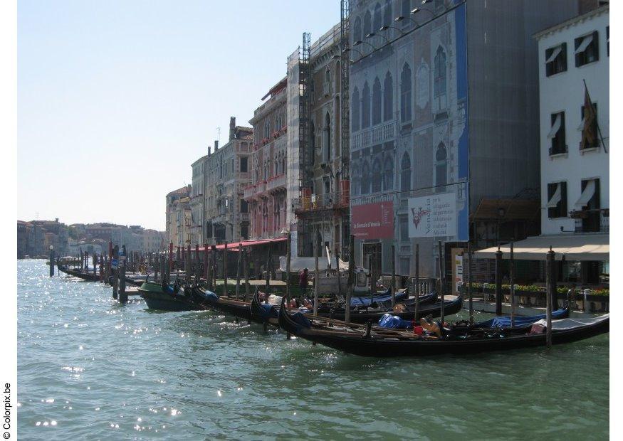 Foto gondels aan grand canal